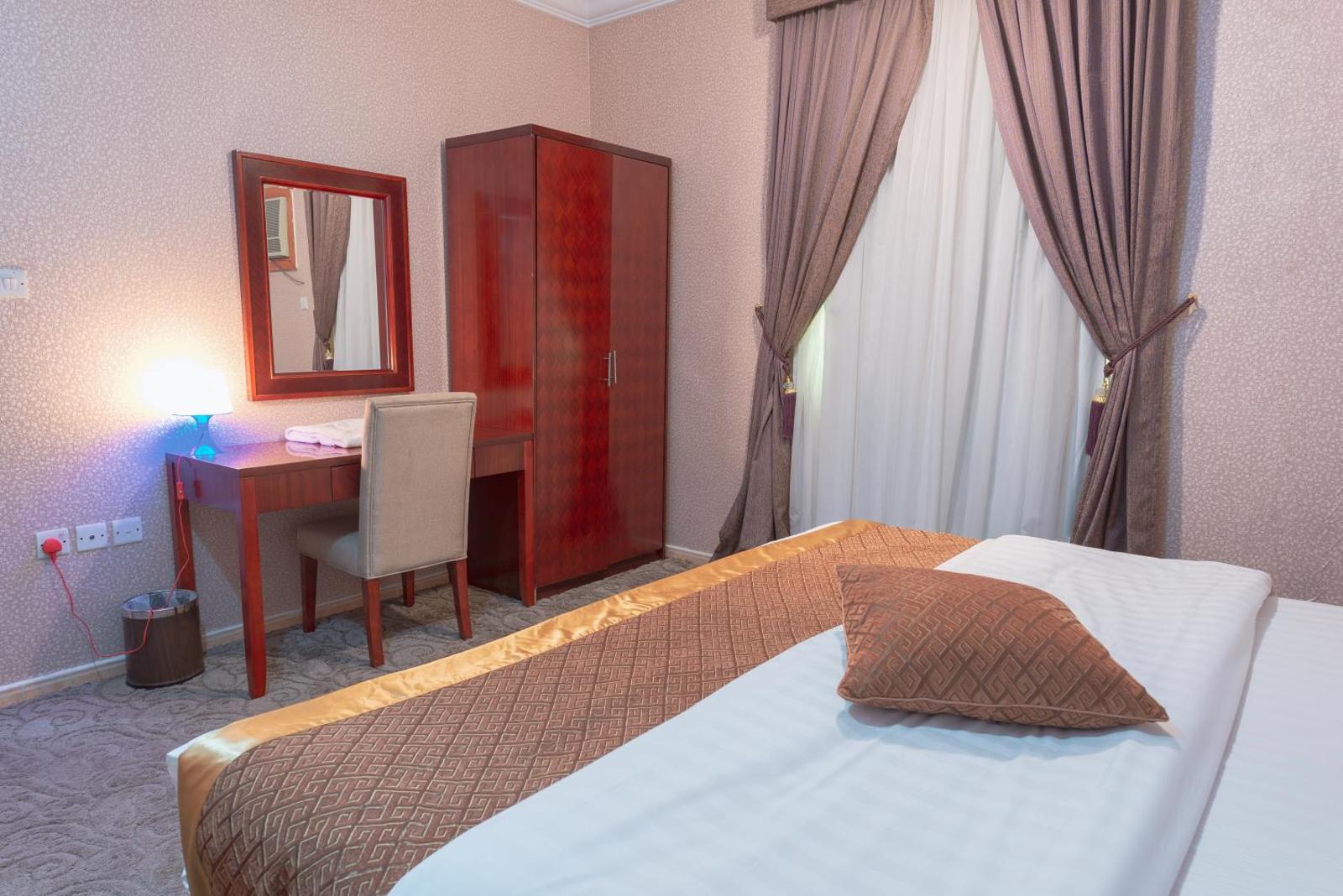 Praha Hotel Main image 2